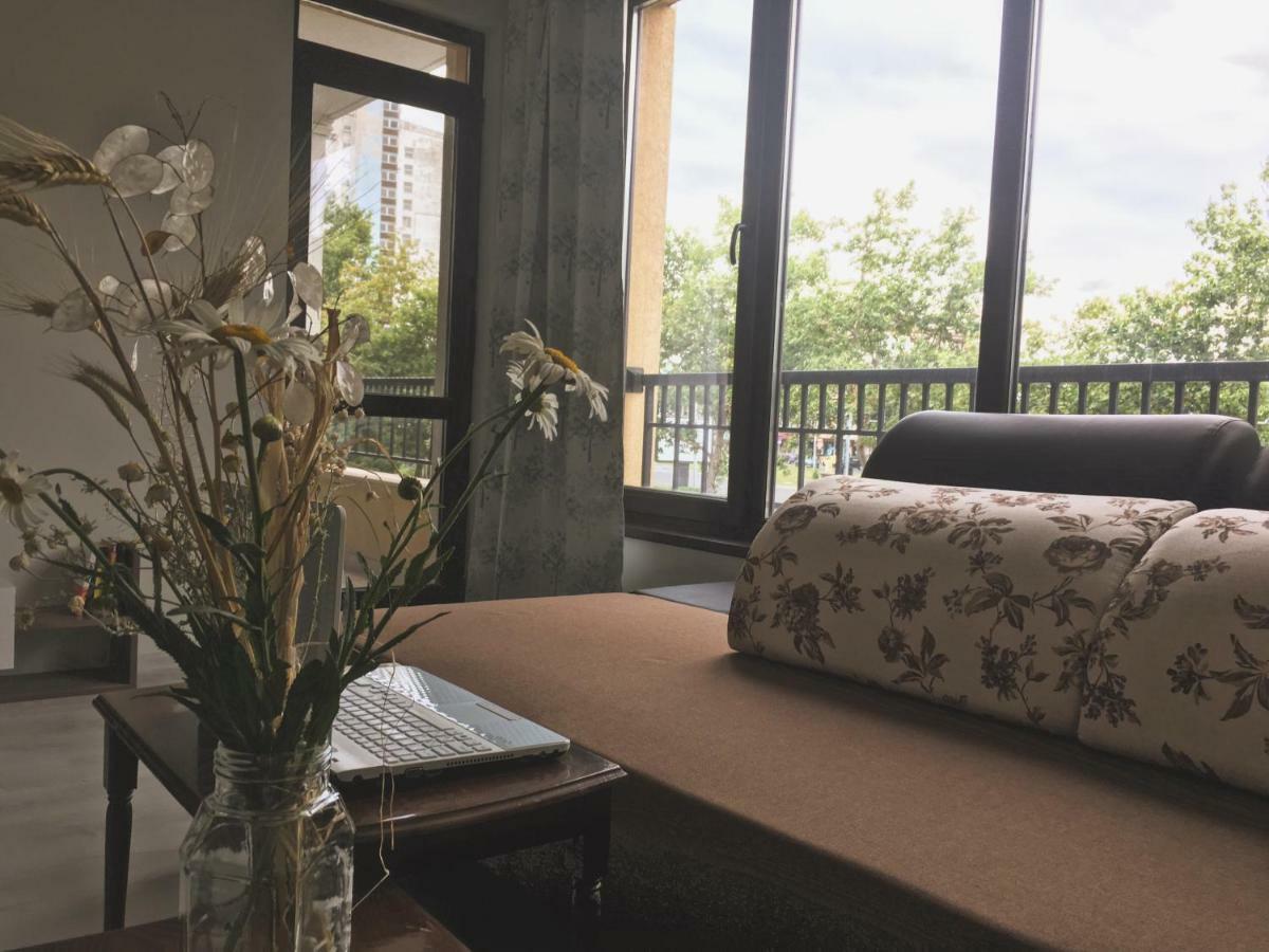 Azzurro Apartment - Ideal For Your Seaside Escape In 부르가스 외부 사진