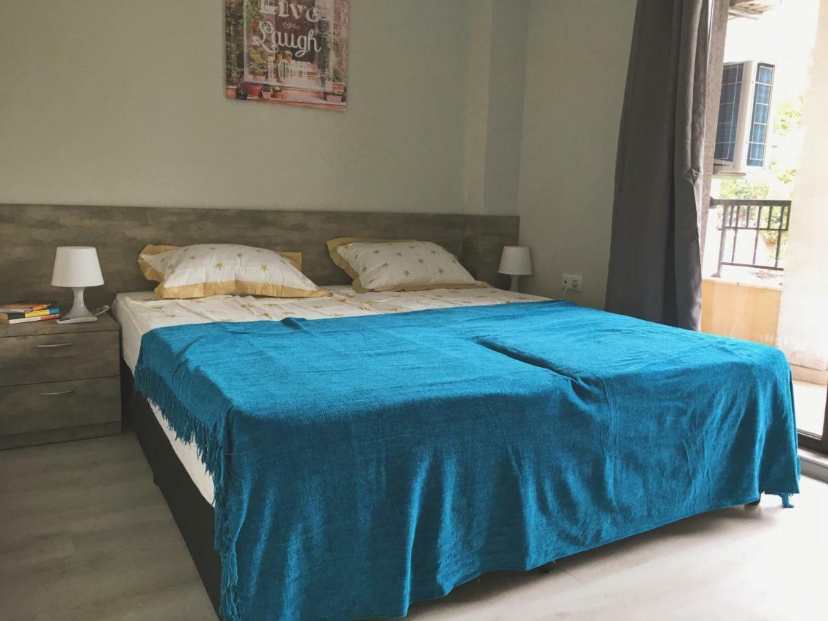 Azzurro Apartment - Ideal For Your Seaside Escape In 부르가스 외부 사진