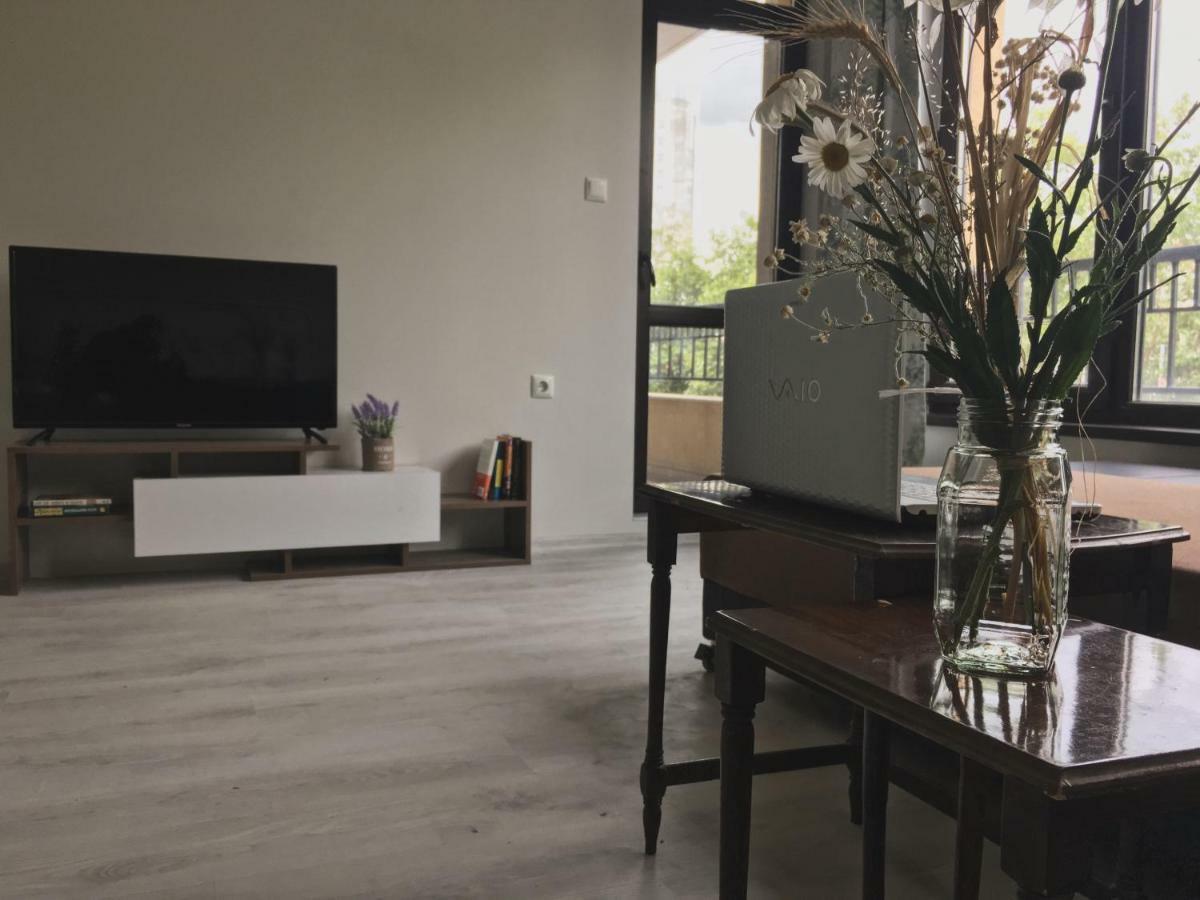 Azzurro Apartment - Ideal For Your Seaside Escape In 부르가스 외부 사진